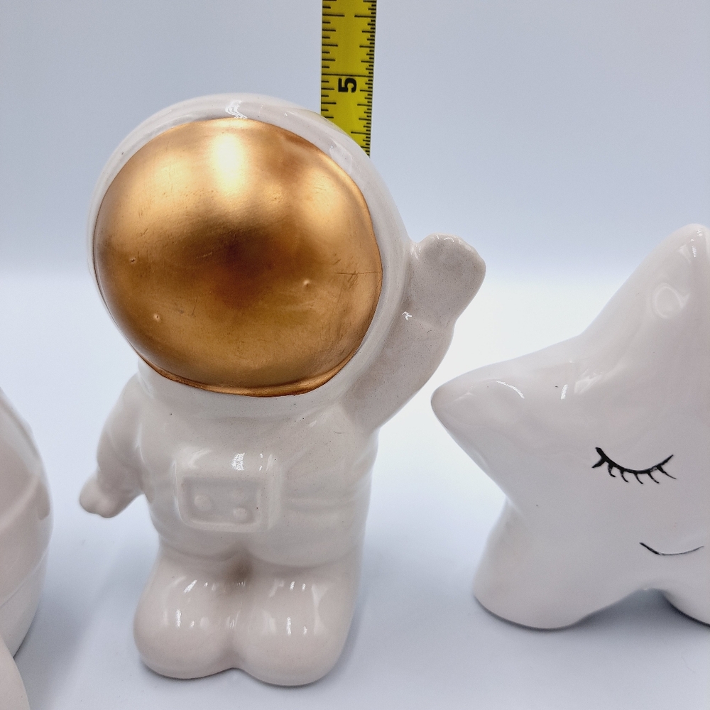 Reach For the Stars With Astronaut Bank, Star & Spaceship Ceramic Set - Picture 8 of 10